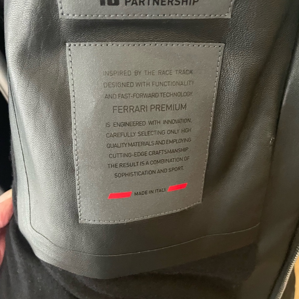 Rare 10th Anniversary Puma Ferrari Leather Jacket - Picture 6 of 7